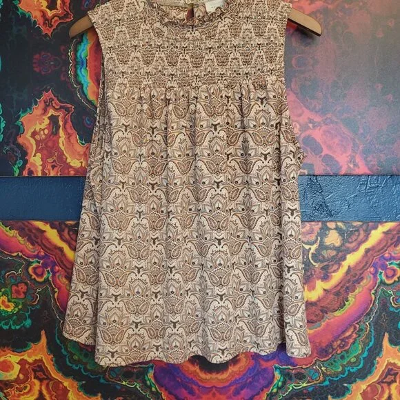 Melloday ~ Size XL ~ Smocked ~ Sleeveless Top ~ NWOT - Picture 2 of 9